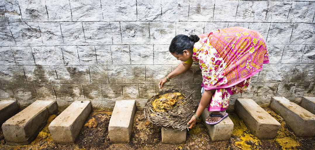 poverty-in-hinduism_opt